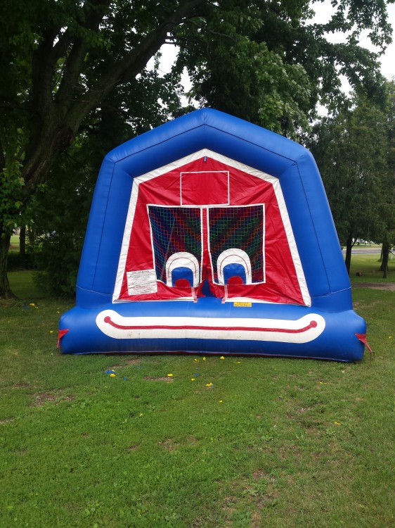 Small bounce house